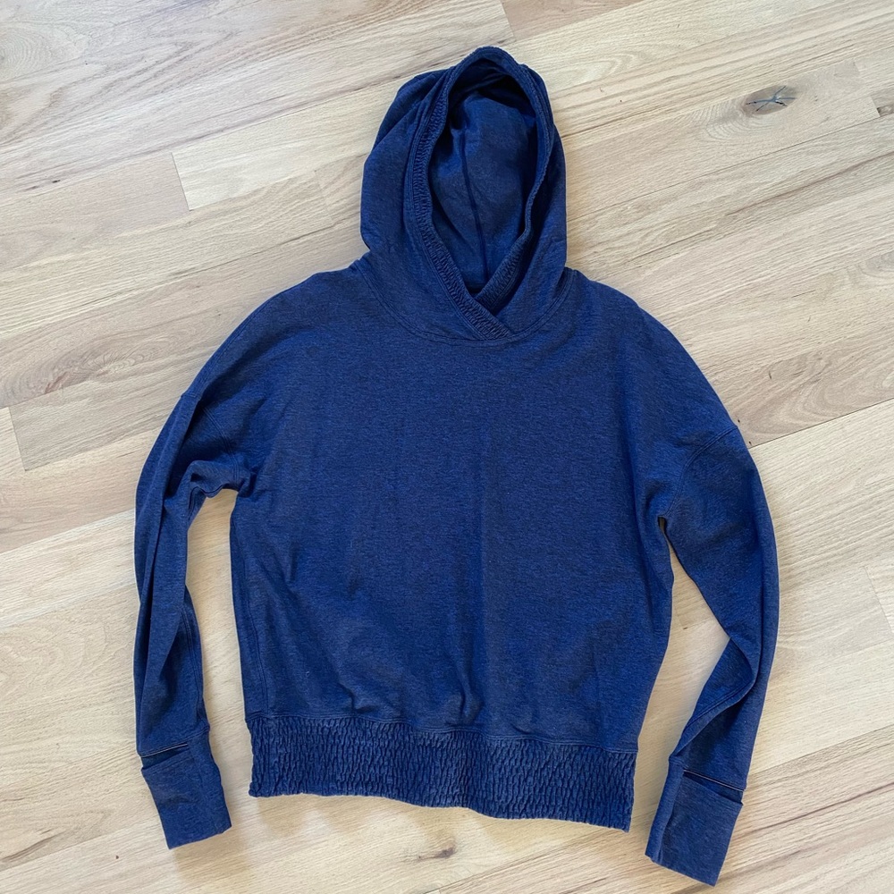 Lululemon hooded shirt sweatshirt hoodie size 8